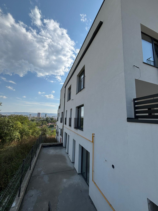 Duplex 4 camere, 2 parcari, 162 mp utili, zona Corneliu Coposu