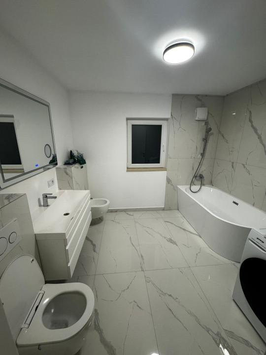 PENTHOUSE 4 camere 160mp, Terasa+balcoane 143mp View panoramic Zona Panemar