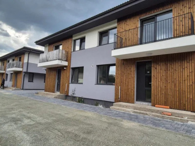 Duplexuri de vanzare , 120 mp utili , zona Tauti 