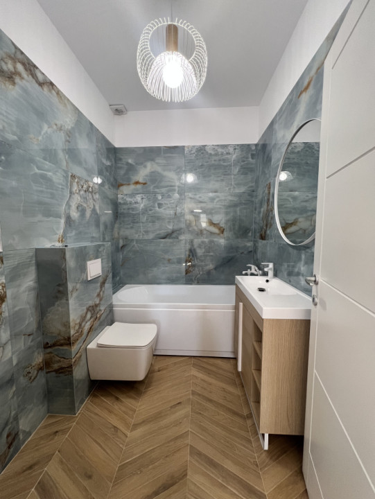 Apartament de 3 camere, 90 mp, terase 30 mp, garaj, zona Sesul de Sus