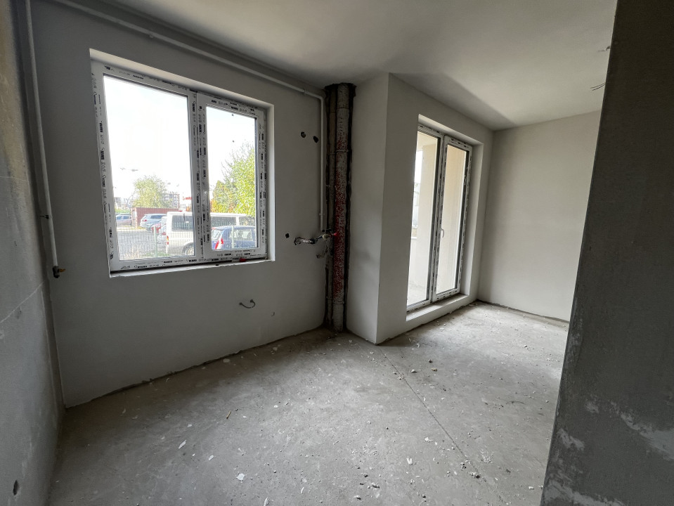 Apartament 2 camere, 41mp+ 4 mp balcon, parcare subterana, zona Cetății