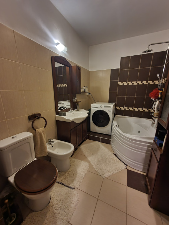 Apartament 2 Camere la cheie 56mp+terasa Zona Porii