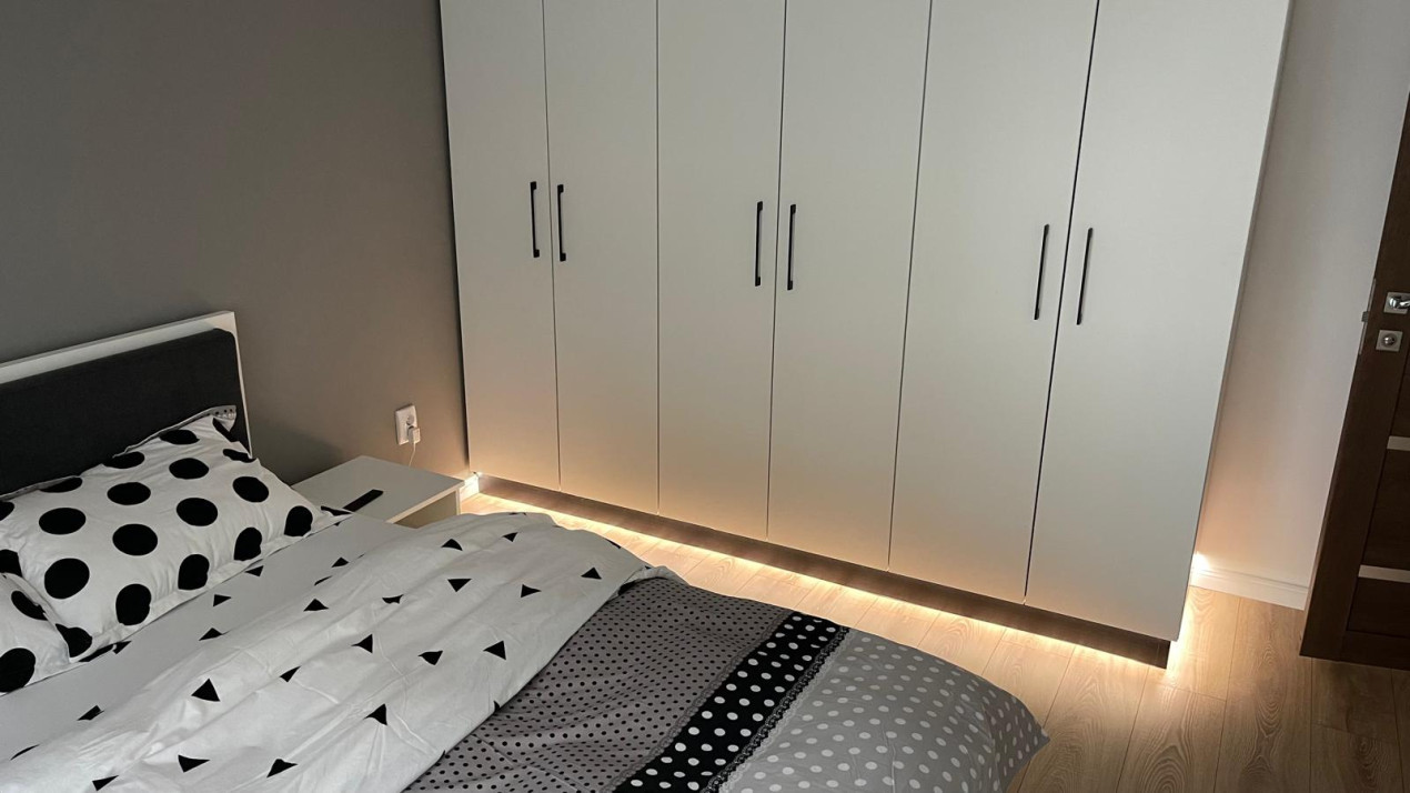 Apartament 2 Camere 50mp, parcare, zona Sub Cetate