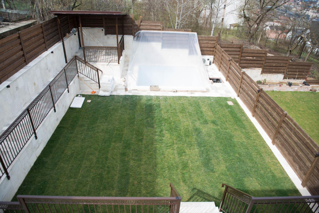 Duplex cu piscina, 160mp, zona Gruia