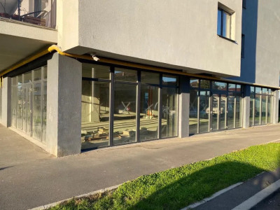 Spatiu comercial, 140mp, zona Aurel Vlaicu 