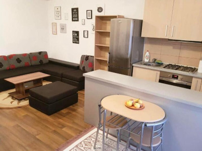 Apartament cu 3 camere