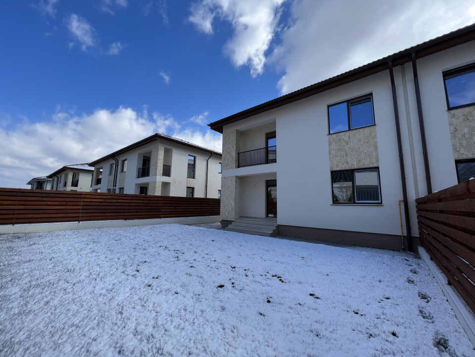 Casa tip duplex, in Floresti, zona linistita