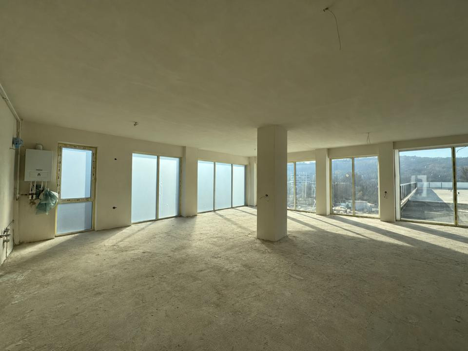 Penthouse 237,4 mp utili, terasă 424,7 mp, zona Corneliu Coposu
