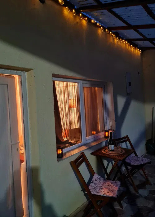 Investitie! Garsoniera finisata, terasa 14 mp, boxa, zona Turnul Pompierilor