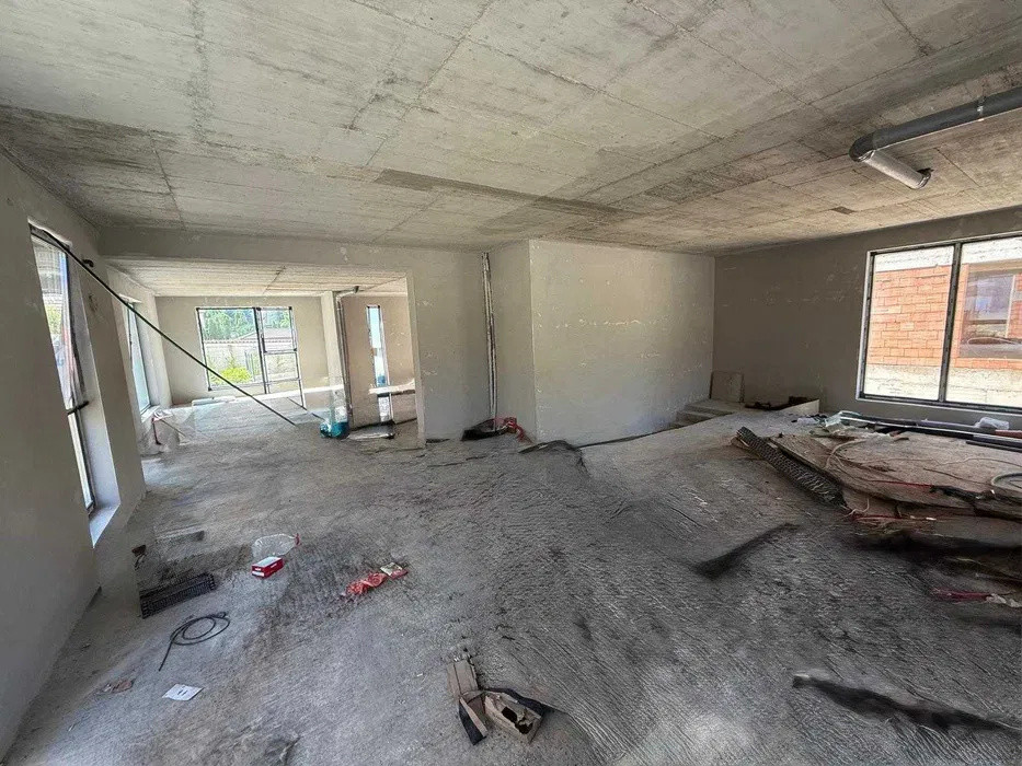 Spatiu comercial 221 mp, pretabil pentru clinica, inaltime 3m, cartier Zorilor