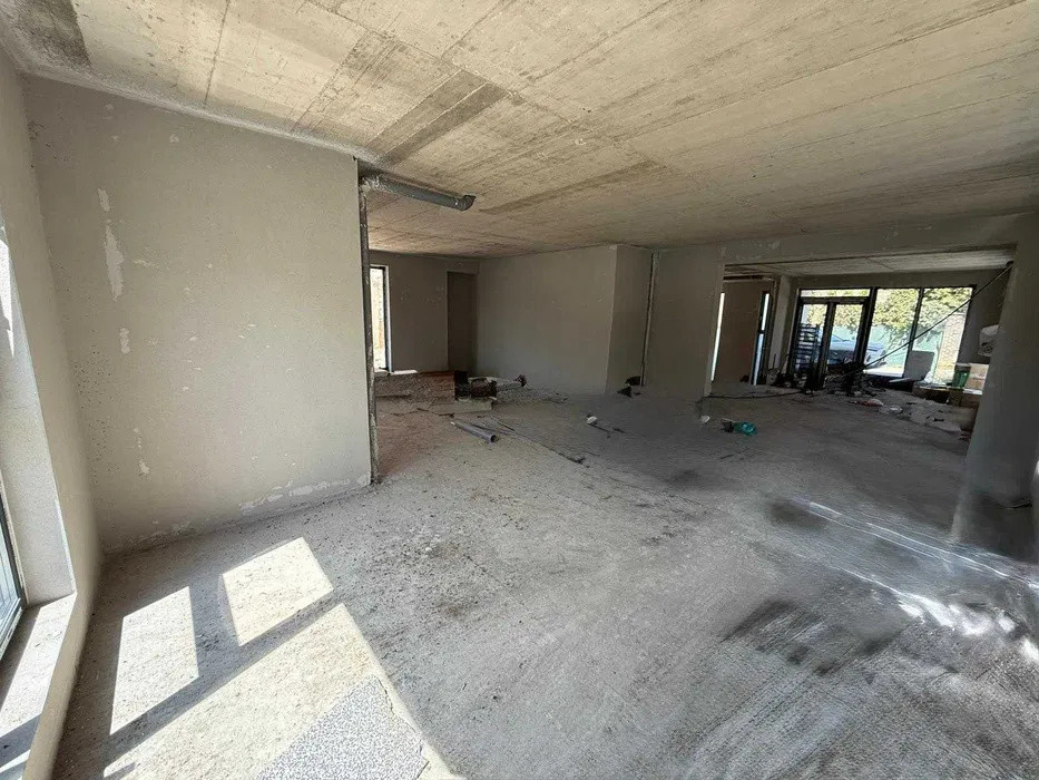Spatiu comercial 221 mp, pretabil pentru clinica, inaltime 3m, cartier Zorilor
