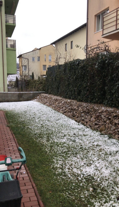 Apartament de 3 camere, 75,85mp cu gradina de 120mp si cu parcare, zona Campului