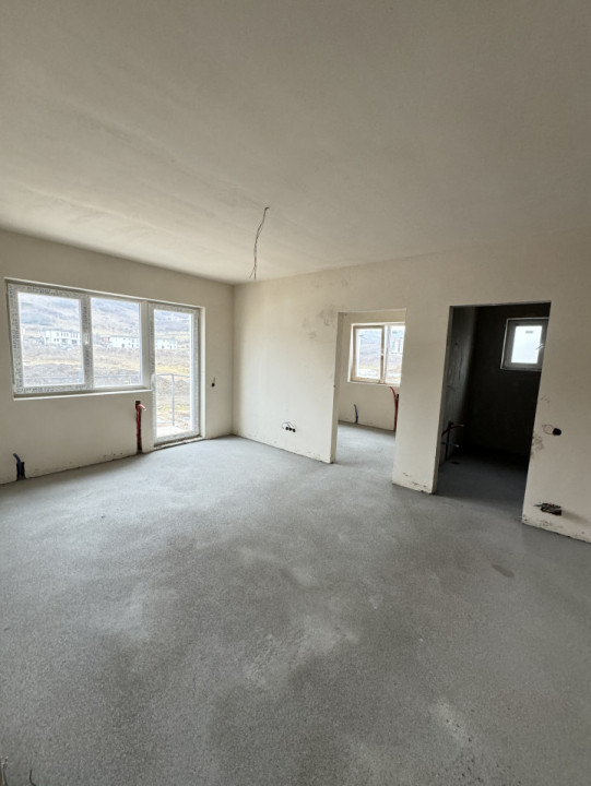 Apartament de 2 camere, 42 mp, semifinisat, zona Sesul de sus