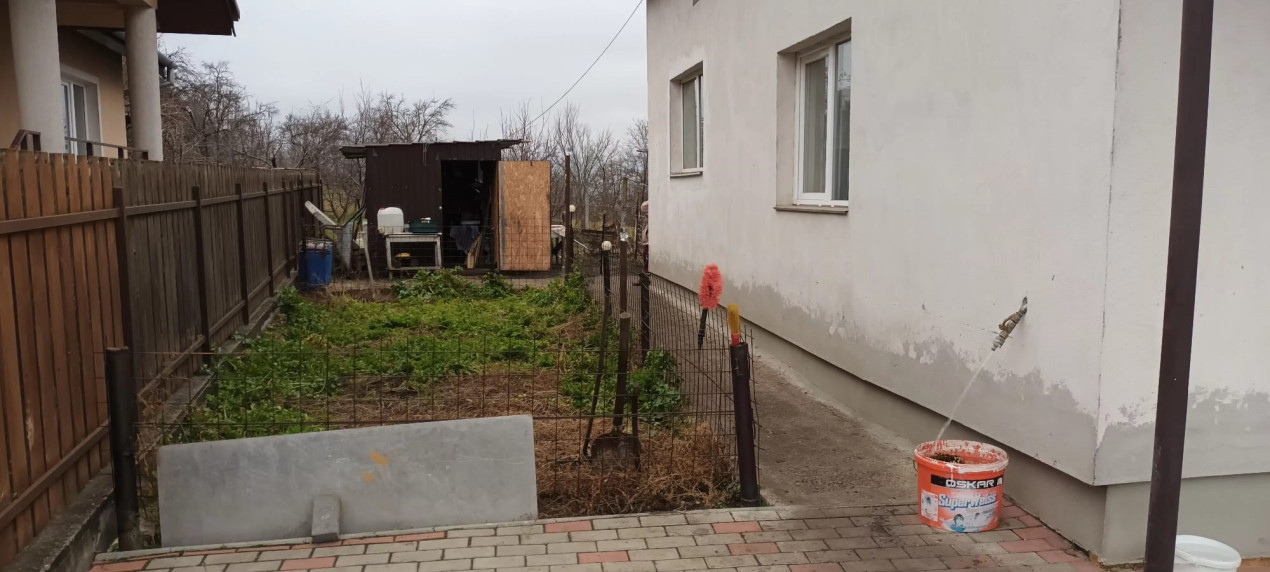 Casa individuala cu 4 camere, in Valea Chintaului, teren 200mp