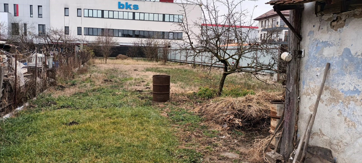 Casa pe un singur nivel oportunitate investitie, constructie hala, teren900mp