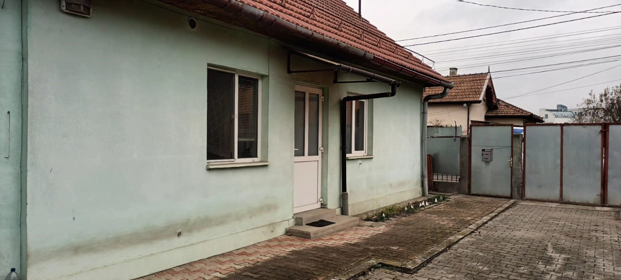 Casa pe un singur nivel oportunitate investitie, constructie hala, teren900mp