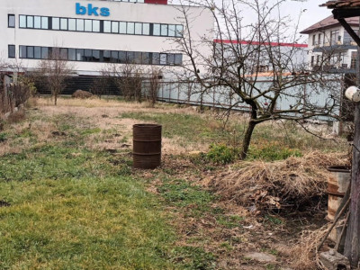 Casa pe un singur nivel oportunitate investitie, constructie hala, teren900mp