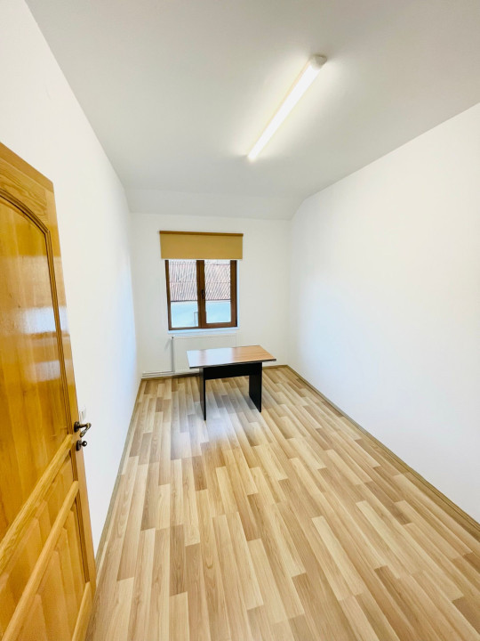 Spațiu de birouri, 5 camere, construcție nouă, zona Bulevardul 21 Decembrie 1989