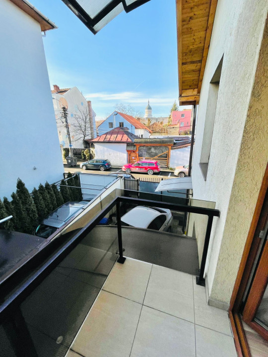 Spațiu de birouri, 5 camere, construcție nouă, zona Bulevardul 21 Decembrie 1989