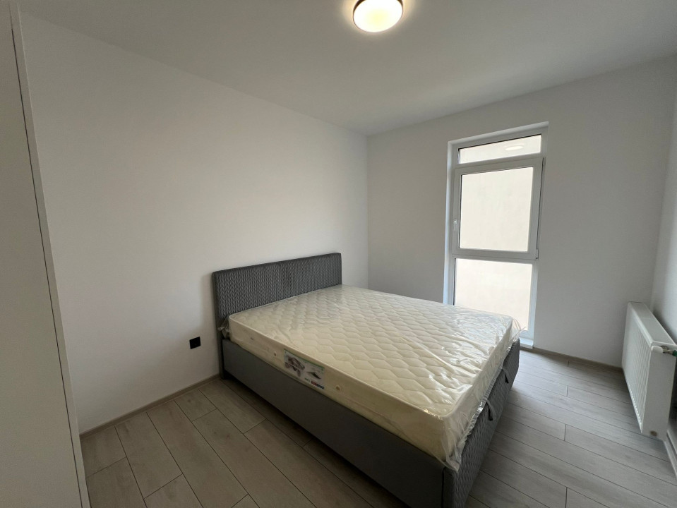 Apartament  cu 3 camere,2bai si 2 parcari