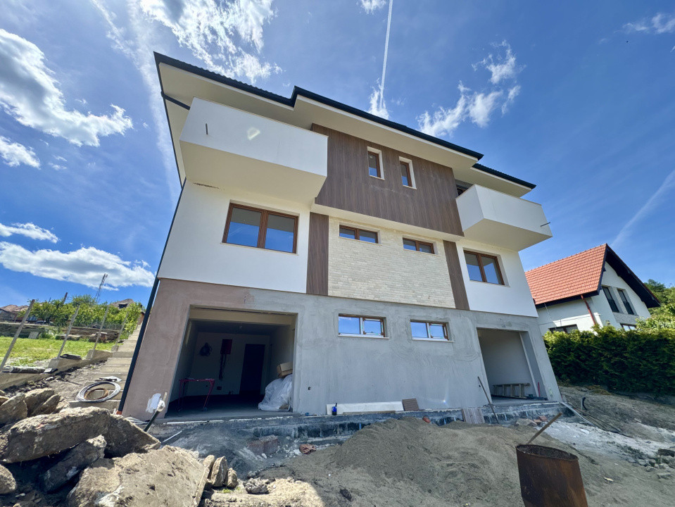 Casă tip duplex, 170 mp utili, 500 mp teren, sat Feleacu