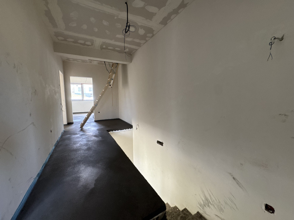 Casă tip duplex, 170 mp utili, 500 mp teren, sat Feleacu