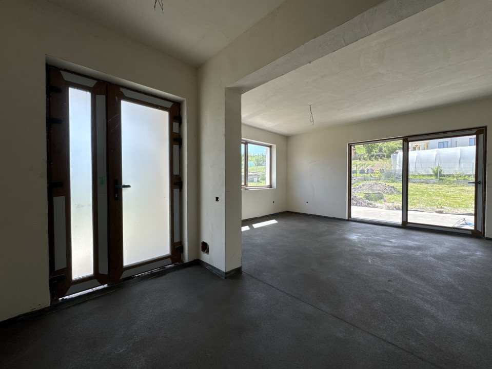 Casă tip duplex, 170 mp utili, 500 mp teren, sat Feleacu