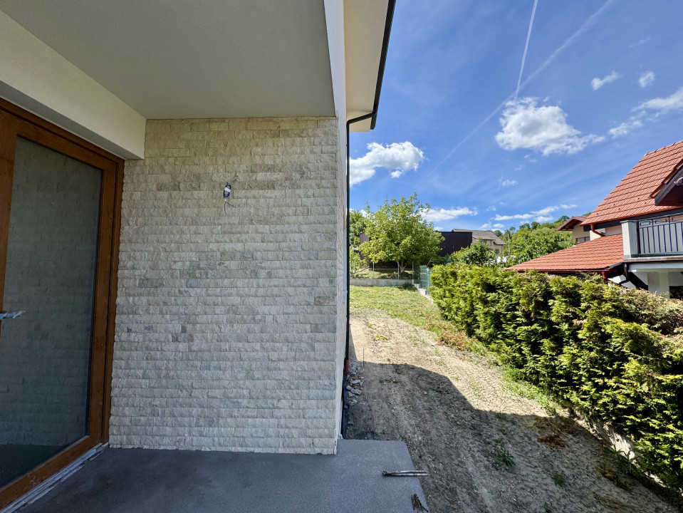 Casă tip duplex, 170 mp utili, 500 mp teren, sat Feleacu