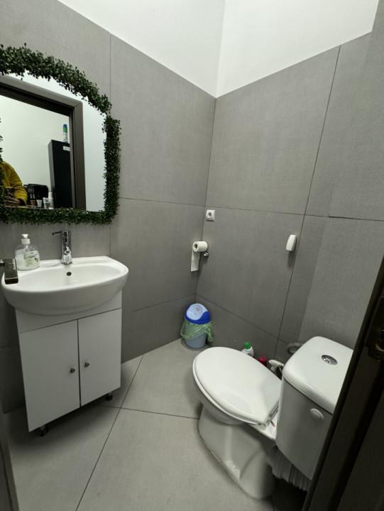 Spațiu comercial, parter, 71 mp utili, vitrină, preluare chiriasi, Dambul Rotund