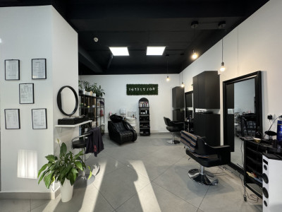 Spațiu comercial, parter, 71 mp utili, vitrină, preluare chiriasi, Dambul Rotund