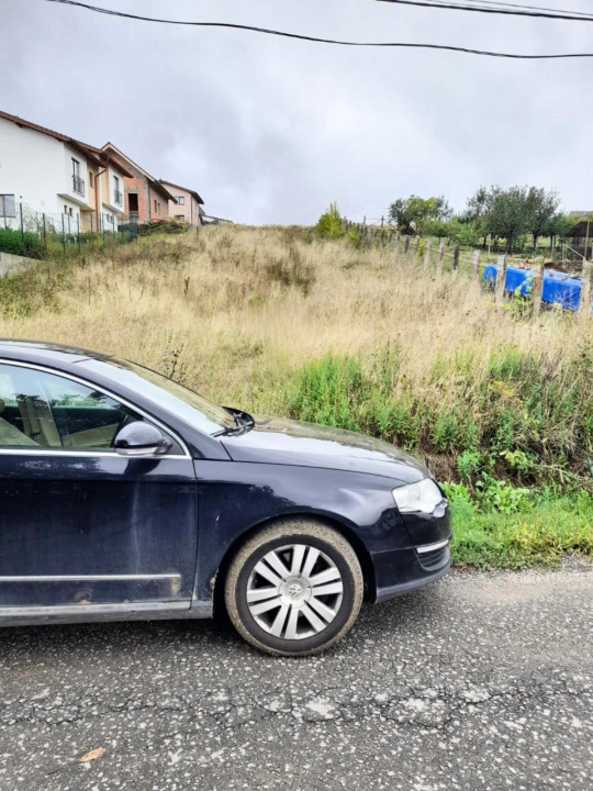 De Vanzare! Teren intravilan, construibil, 1610 mp, Zona Dezmir