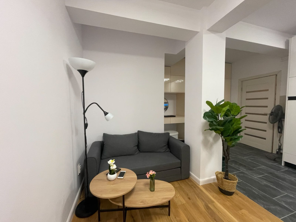 Apartament cu 2 camere, 38,5 mp, terasa, zona Terra
