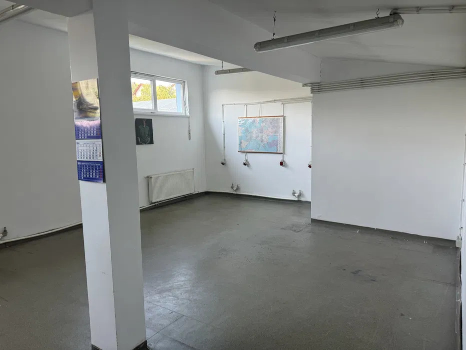Ichiriere  hala cu birouri 270  mp zona Baciu