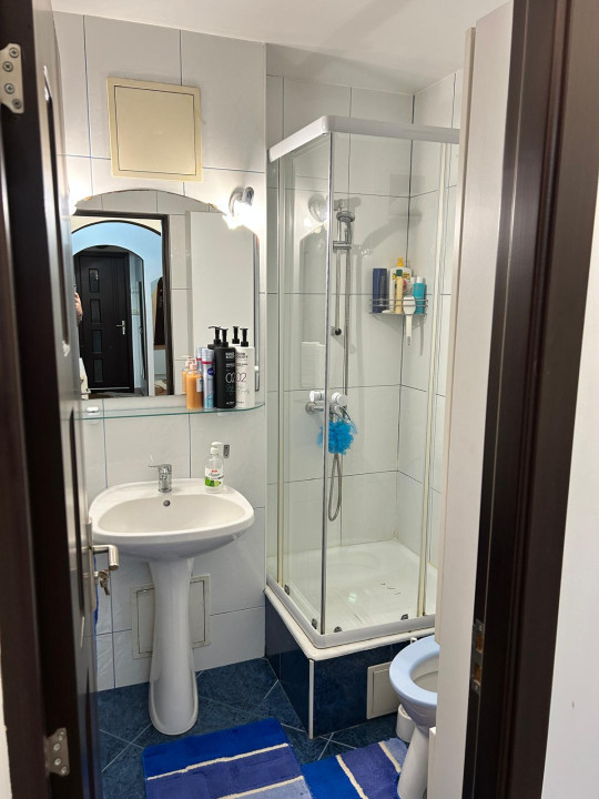 Apartament cu 4 Camere 77mp etaj 1 în Mărăști 