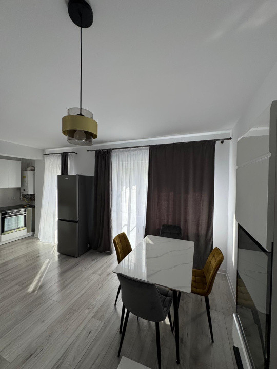 Apartament de o camera, 37 mp, Mobilat, Parcare subterana, Zona Terra