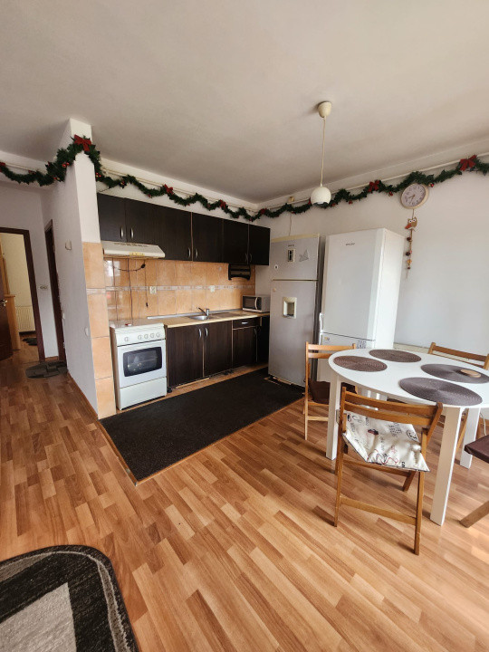 Inchiriere Apartament 3 camere ,zona Eroilor