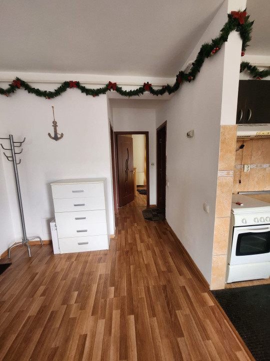 Inchiriere Apartament 3 camere ,zona Eroilor