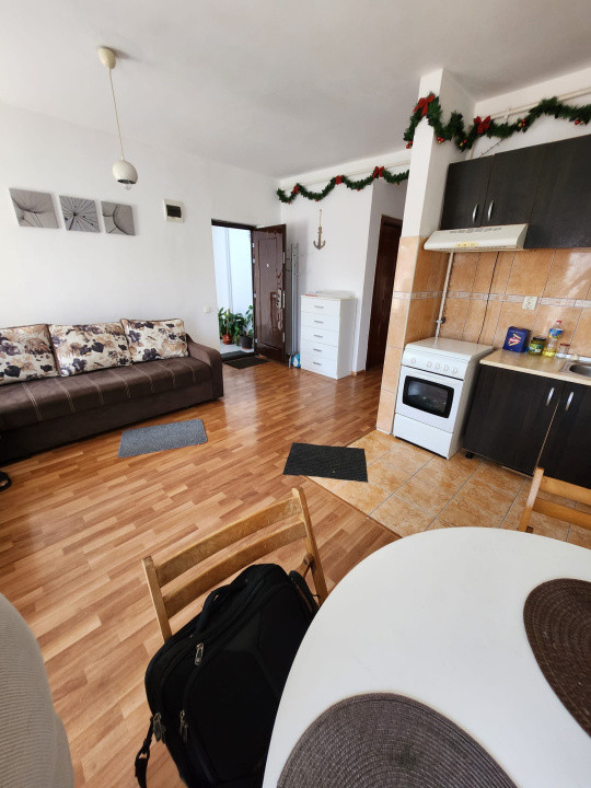Inchiriere Apartament 3 camere ,zona Eroilor