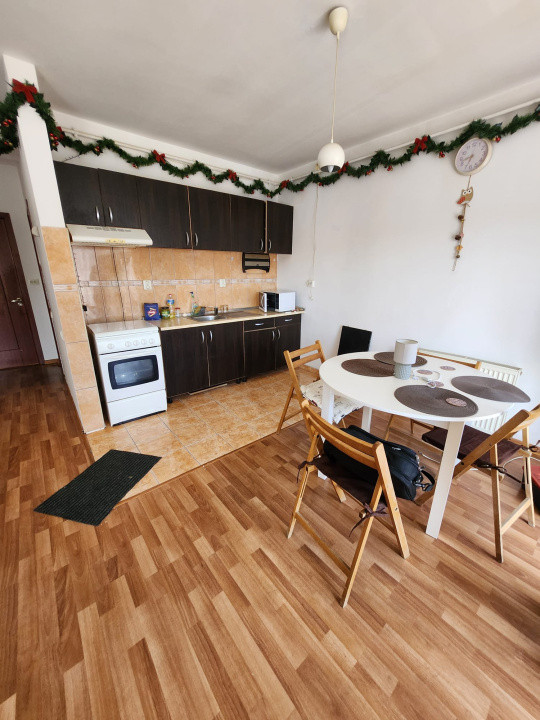 Inchiriere Apartament 3 camere ,zona Eroilor