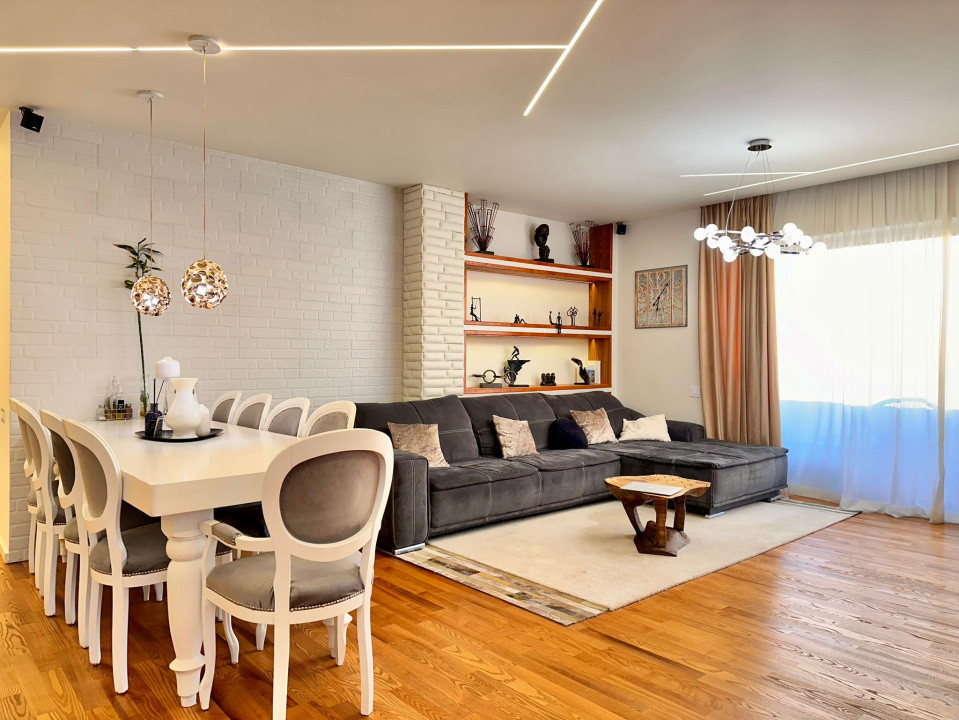 Apartament tip Penthouse,200 mp utili,Terasa,Ultramodern,Zona Buna Ziua