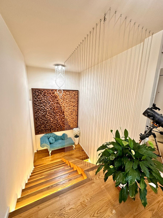 Apartament tip Penthouse,200 mp utili,Terasa,Ultramodern,Zona Buna Ziua