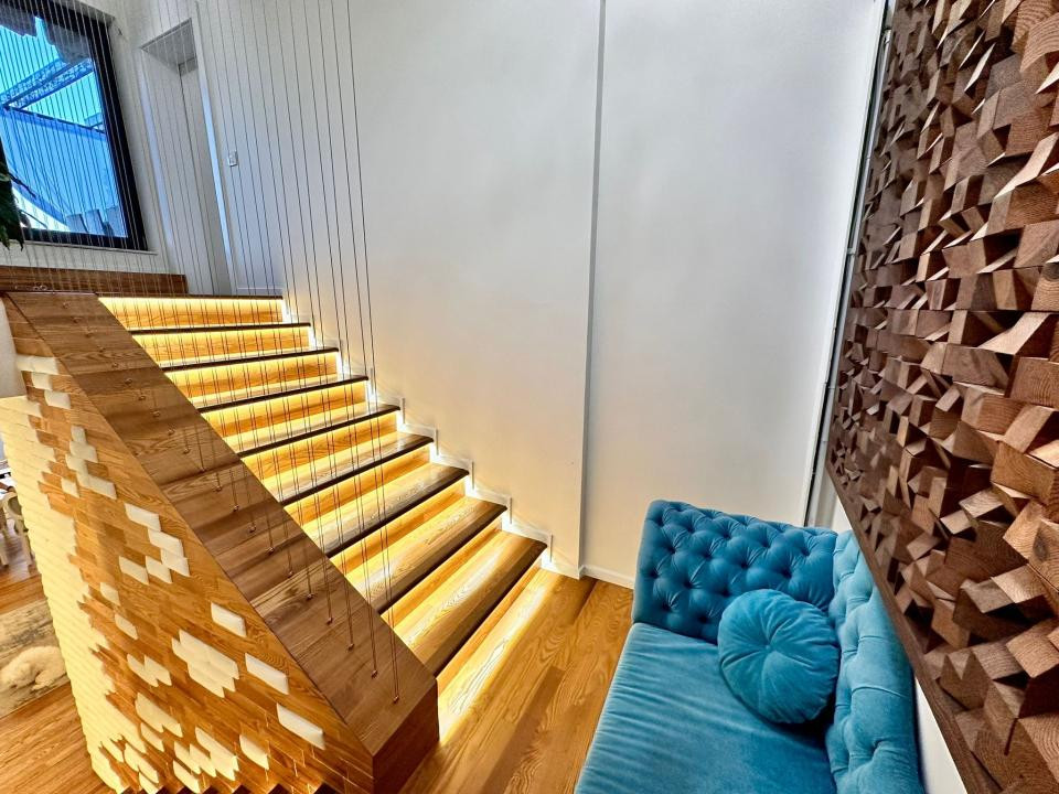 Apartament tip Penthouse,200 mp utili,Terasa,Ultramodern,Zona Buna Ziua