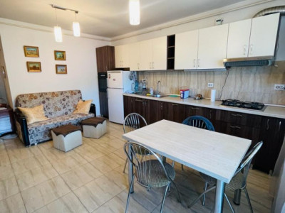 Apartament de 3 camere, 58 mp , zona Tauti