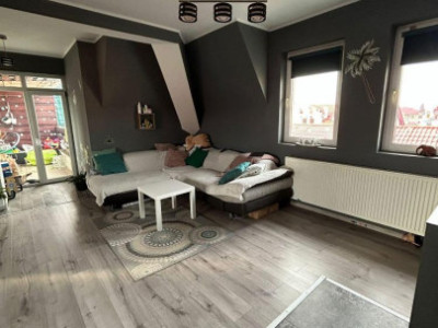 Apartament cu 3 camere si scara interioara+ parcare inclusa