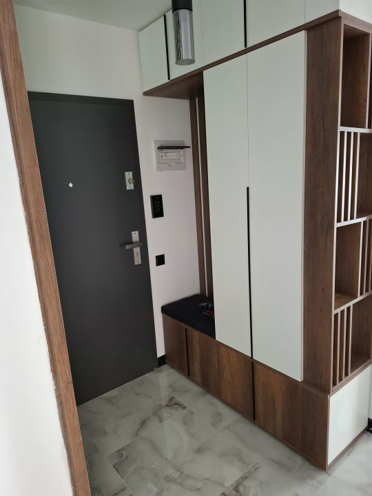 Apartament cu 3 camere decomandate