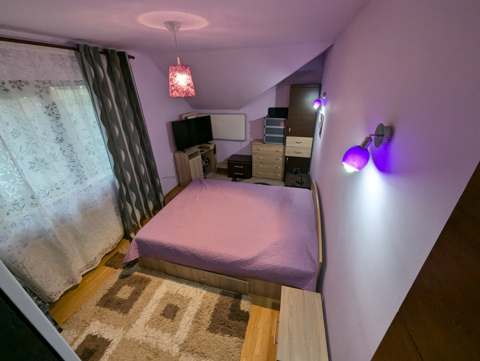 Casa tip duplex, 5 camere, mobilat/utilat, suprafata 180mp, Florești 