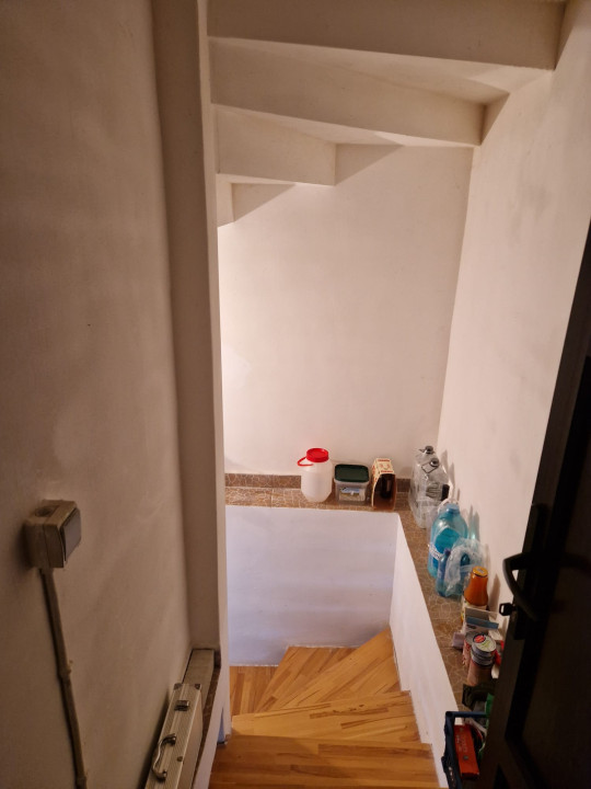 Casa tip duplex, 5 camere, mobilat/utilat, suprafata 180mp, Florești 