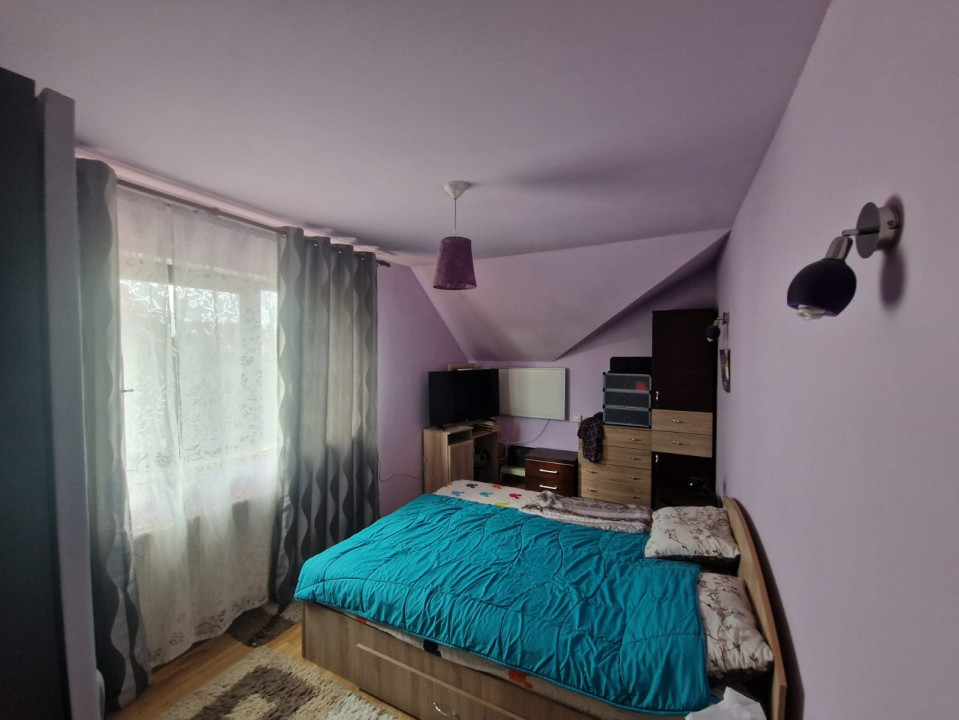 Casa tip duplex, 5 camere, mobilat/utilat, suprafata 180mp, Florești 