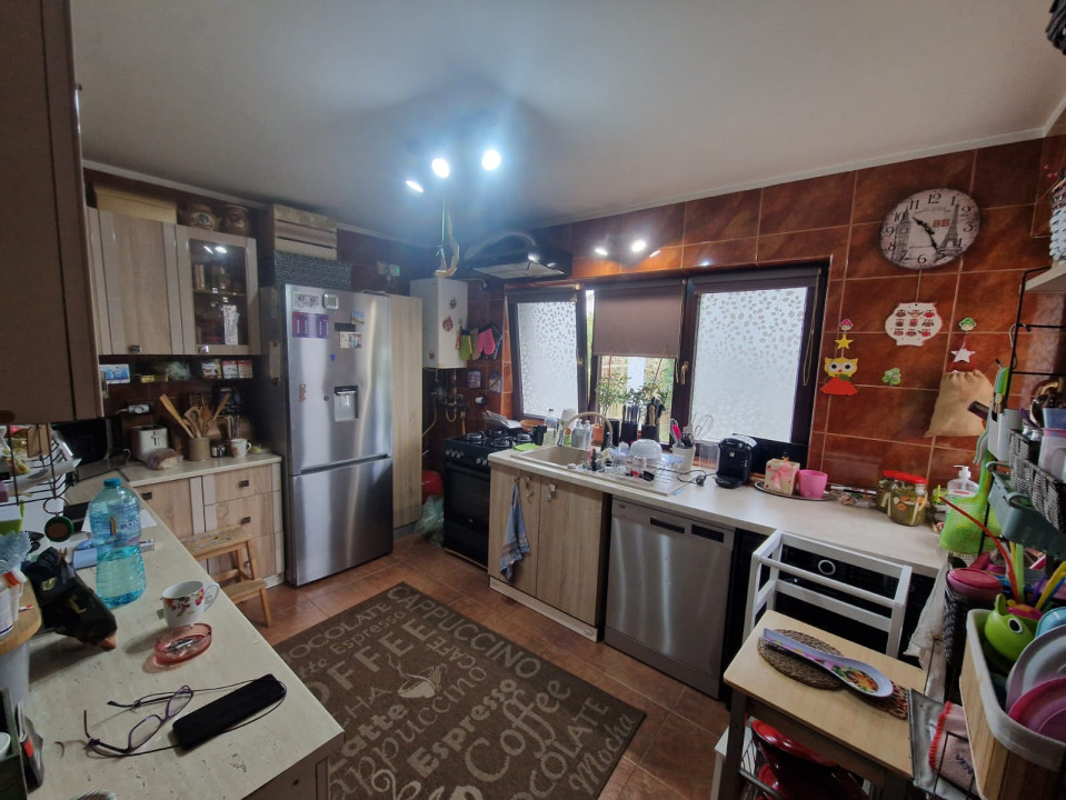 Casa tip duplex, 5 camere, mobilat/utilat, suprafata 180mp, Florești 