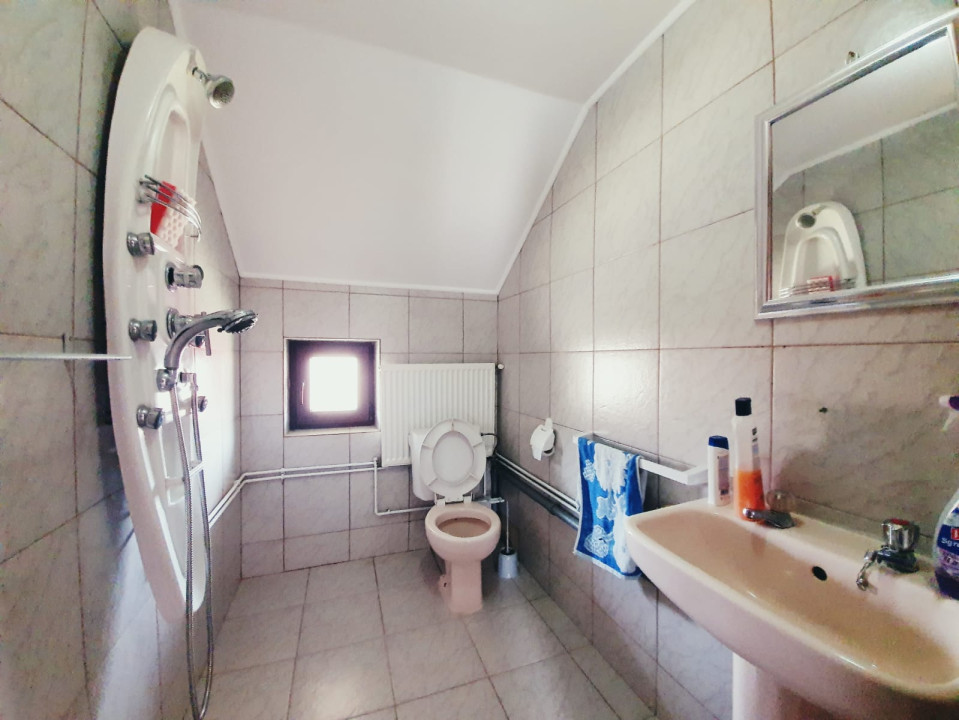 Casa individuala, teren 1100 mp, comuna Mociu